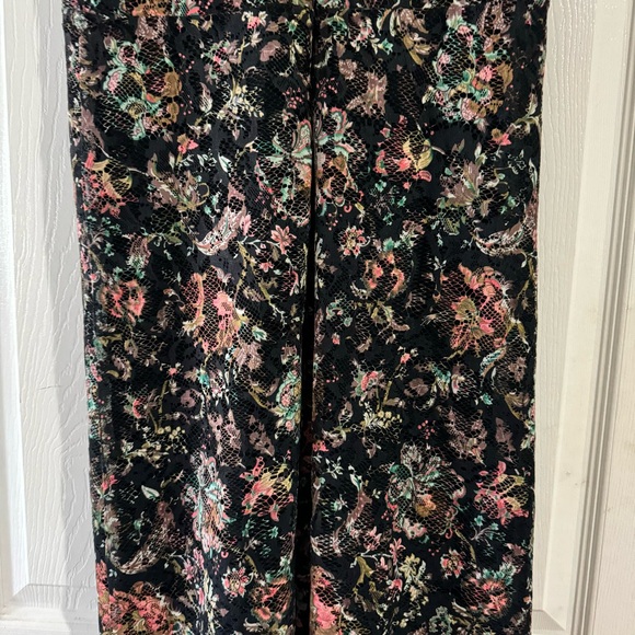 Zara • Midi Dress • Lace • Floral • Medium - Picture 10 of 13